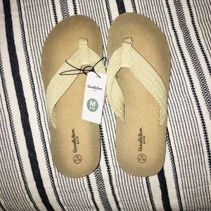 Men’s 9-10 Goodfellow & Co flip flops